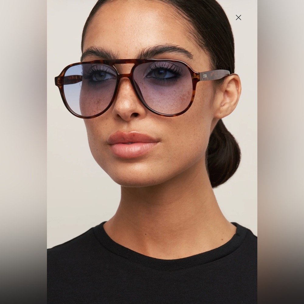 OTRA Eyewear Stevie Tortoiseshell Gradient Lens Aviator Glasses NWT - Picture 3 of 5